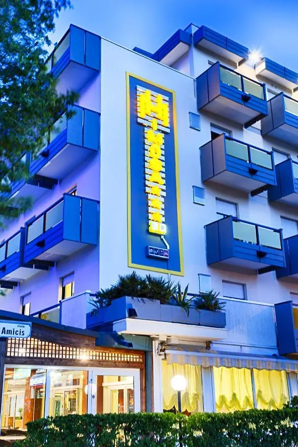 Hotel Mimosa ريتشوني